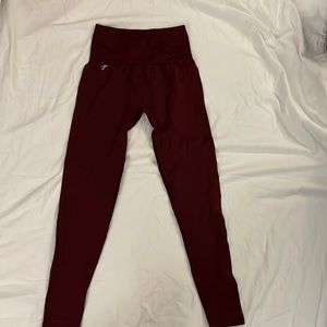 V SHRED workout leggings
